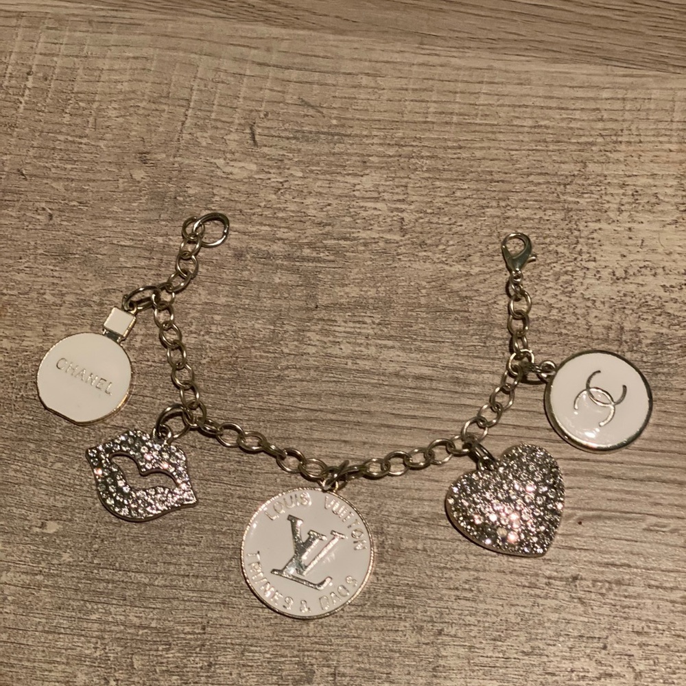 Link Bangle Bracelet - Picture 2 of 6